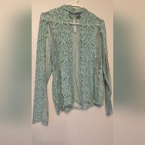 BKE Green Lace Blouse Size Small NWOT Womens Top Small Womens Shirt Small